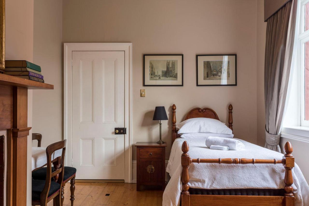 Grand Old Duke Aparthotel Hobart Buitenkant foto